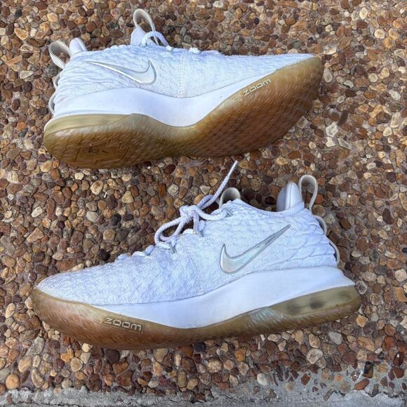 Nike LEBRON 15 LOW 'WHITE METALLIC' - Picture 3 of 6